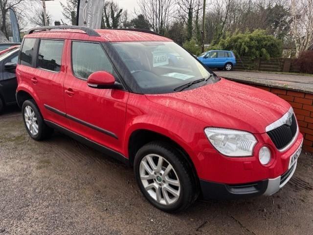 2012 SKODA YETI 2.0 TDI CR ELEGANCE ESTATE IN RED.