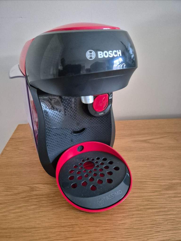 Bosch Tassimo Happy CTPM12 Coffee Machine - Red, Good Condition
