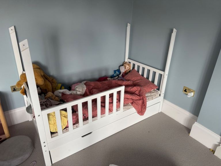 House Bed for Kids - Petite Amelie