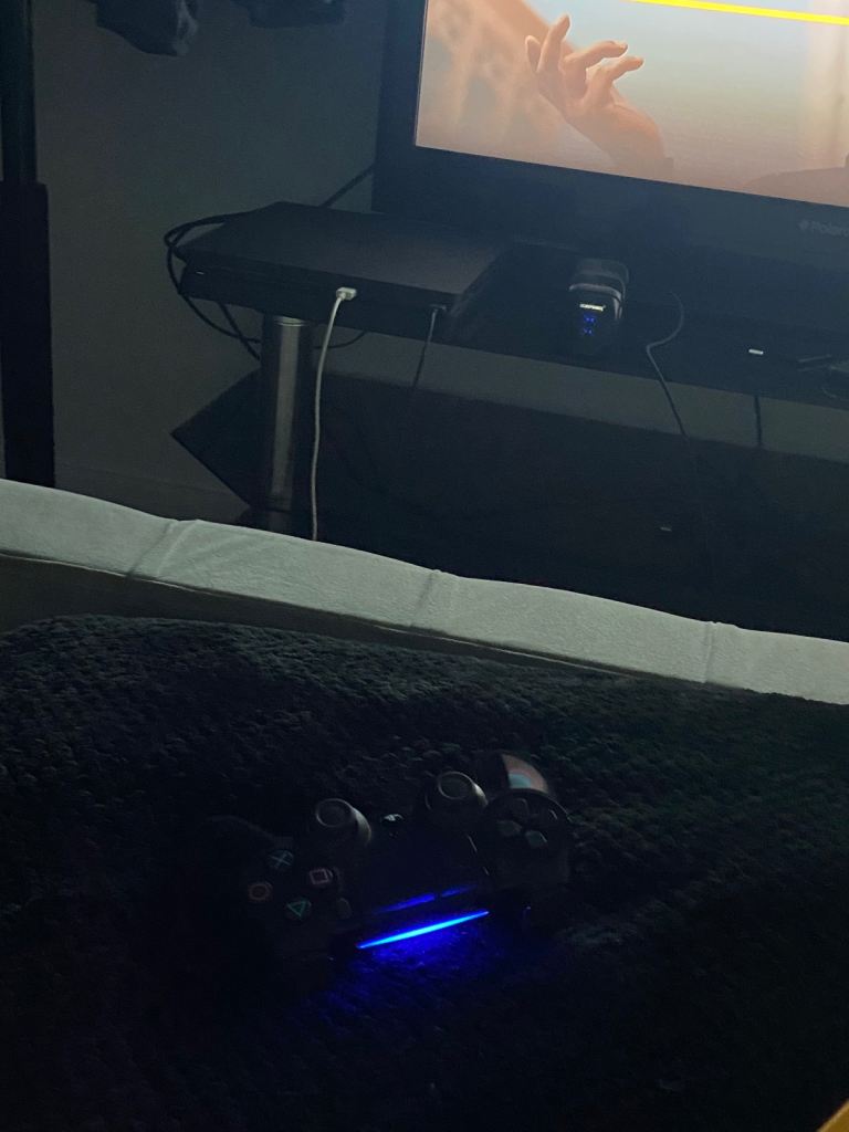 Sony PlayStation 4 DualShock Controller – Black, Good Condition