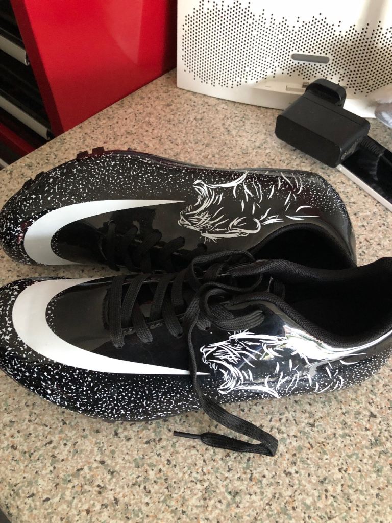 Running spikes size 42