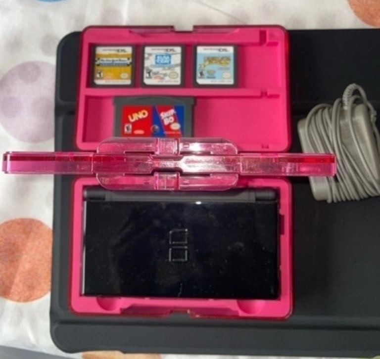 Nintendo DS Lite USG-001 Package & Hard Shell Case