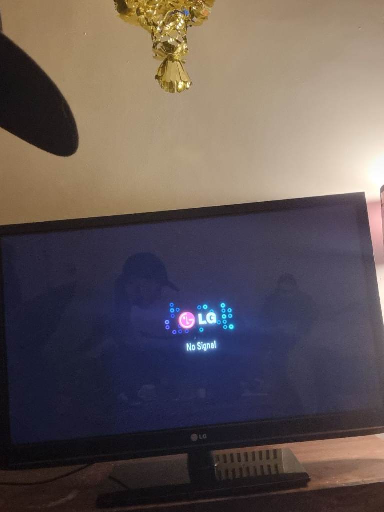 43 inch lg television 