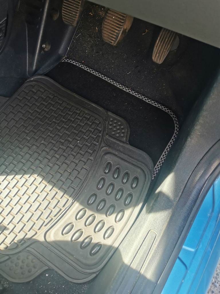 Ford, KA, Hatchback, 2010, Manual, 1242 (cc), 3 doors