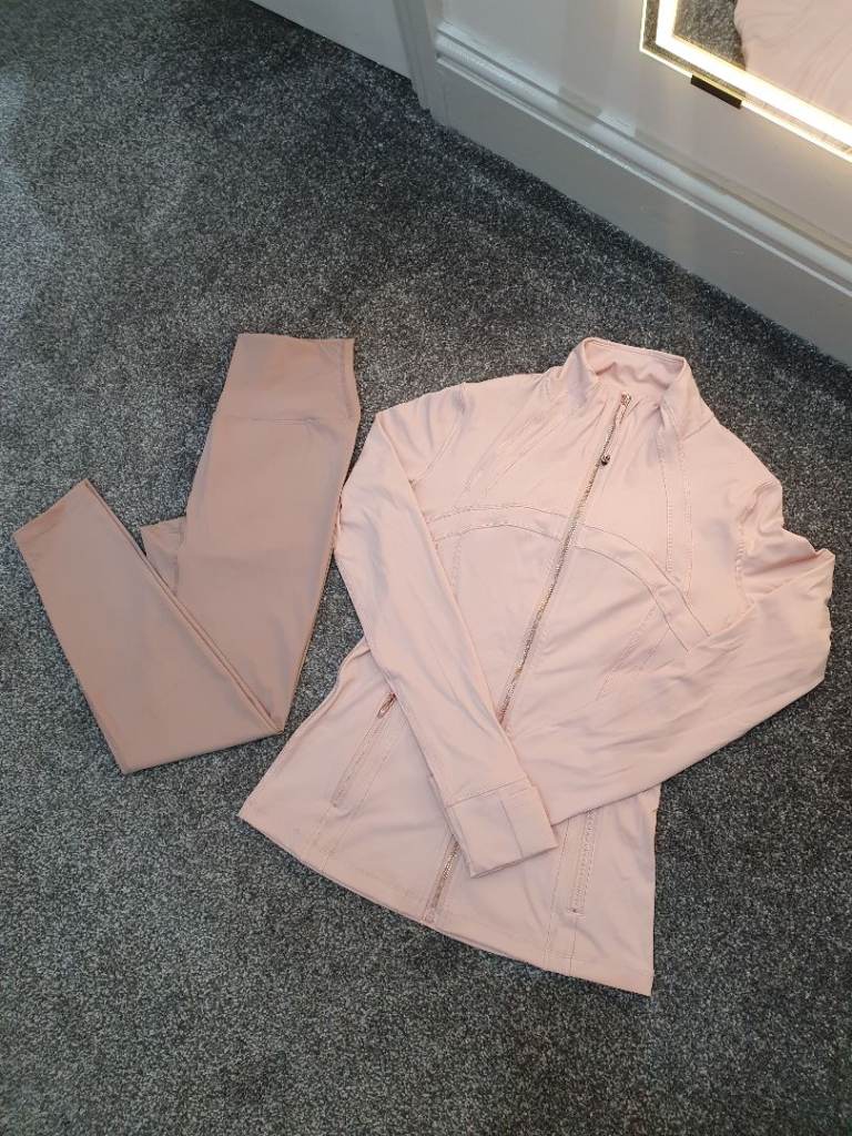 Women's  lululemon jacket with legging size s