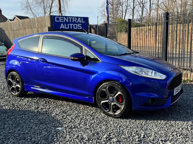 2015 Ford Fiesta 1.6 EcoBoost ST-2 3dr HATCHBACK Petrol Manual