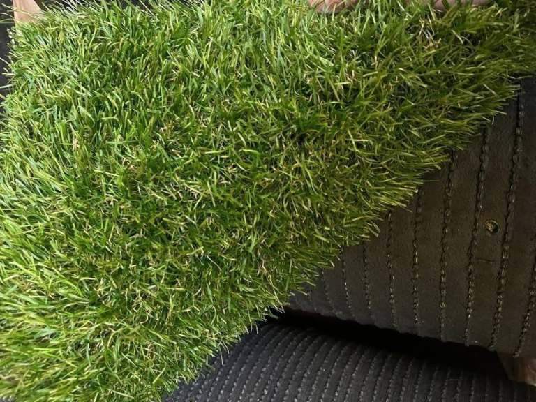 40mm Artificial Grass Rolls | 10-Year Warranty + Soft Touch | £10/m²