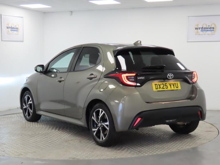 2025 Toyota Yaris 1.5 Hybrid Design 5dr CVT Hatchback Hybrid Automatic
