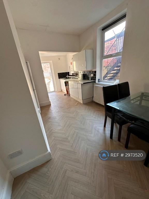4 bedroom house in Elswick Road, Newcastle Upon Tyne, NE4 (4 bed) (#2973520)
