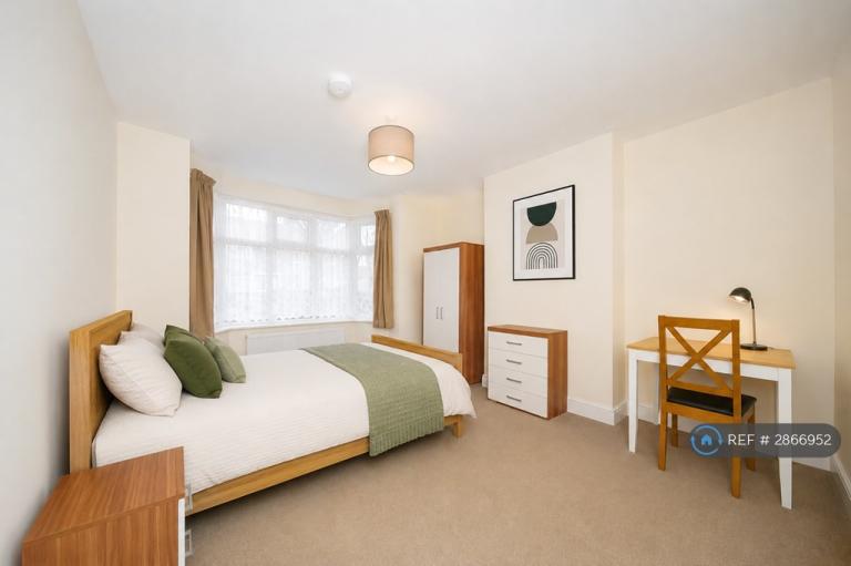 1 bedroom in Cambridge Avenue, Greenford, UB6 (#2866952)