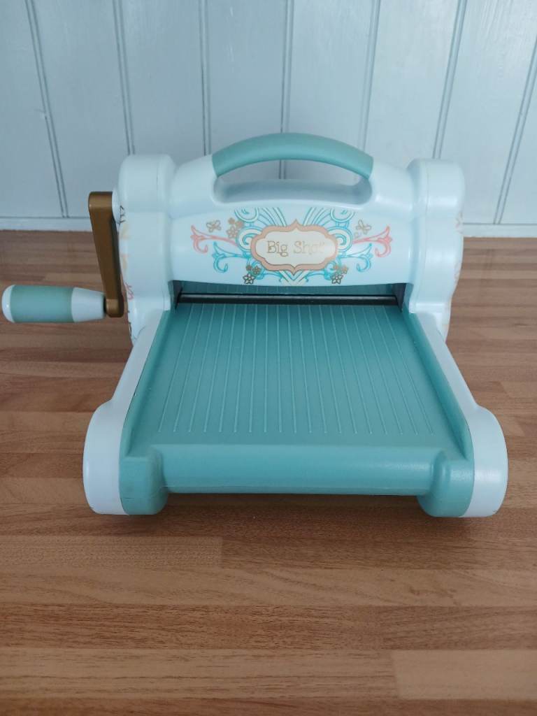 Sizzix big shot die cutting machine 