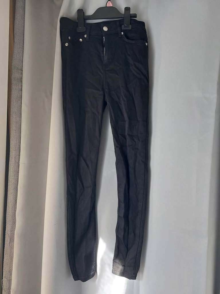 Black Skinny Jeans