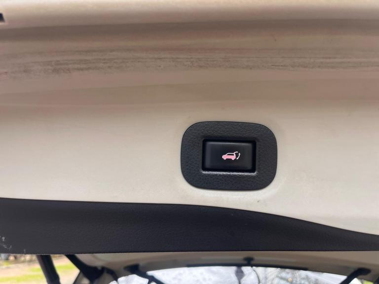 2017 Nissan X-Trail 1.6 dCi Tekna 5dr Xtronic [7 Seat] ESTATE DIESEL Automatic