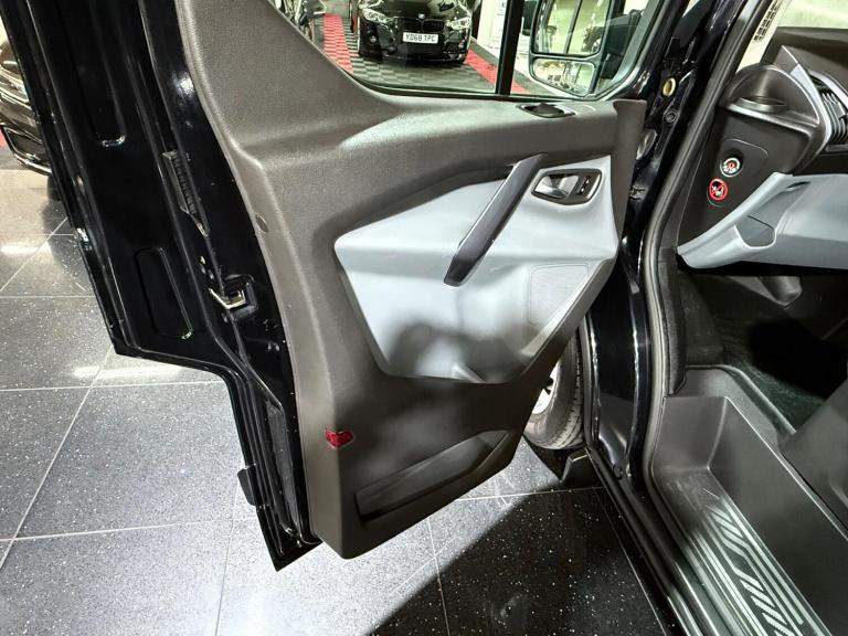 2014 Ford Transit Custom 2.2 TDCi 290 Limited L1 H1 5dr PANEL VAN Diesel Manual