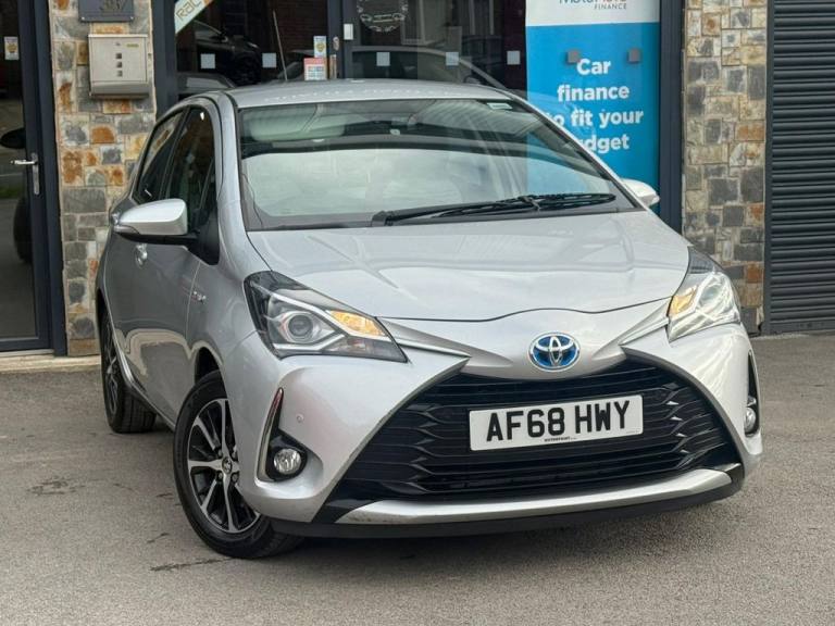 2018 Toyota Yaris 1.5 VVT-h Icon Tech Hatchback 5dr Petrol Hybrid E-CVT Euro 6 (s/s) (100 ps) Hat...