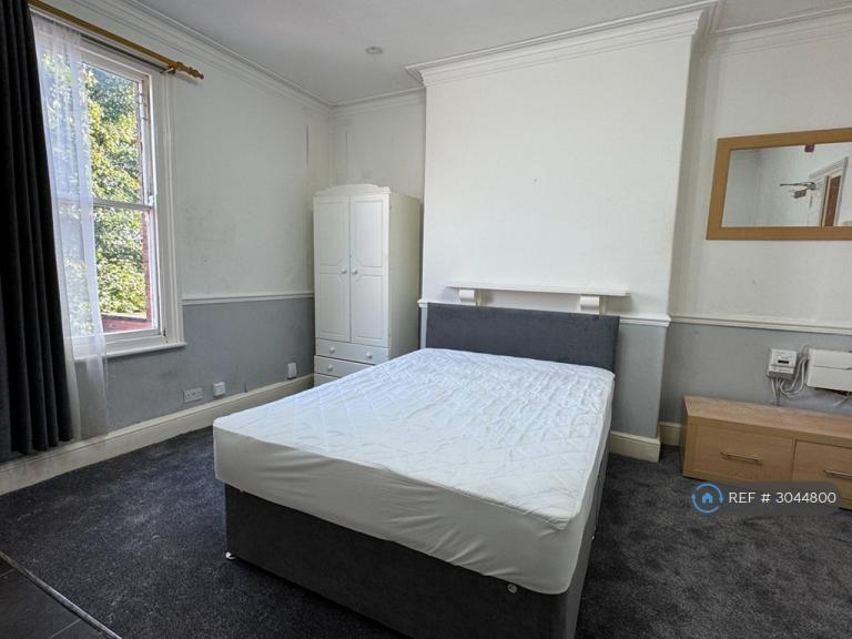 1 bedroom in Balby Road, Doncaster, DN4 (#3044800)