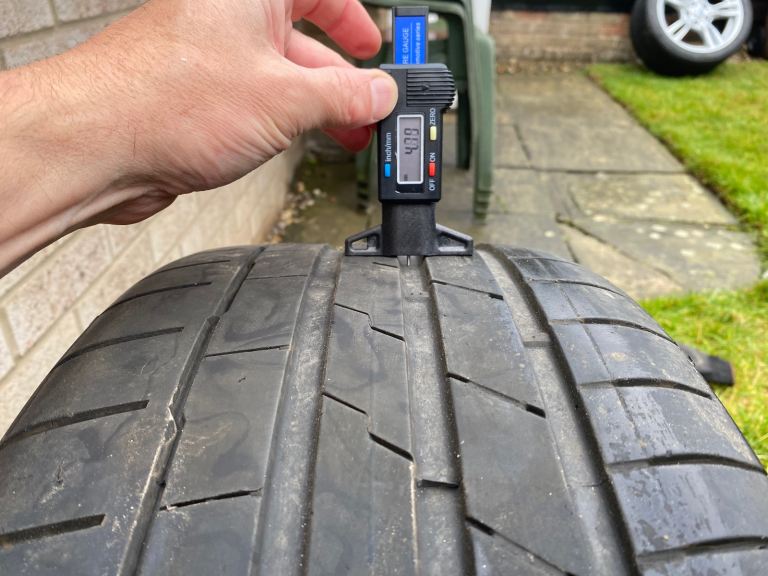 BMW 400M single Rear wheel, tyre and tpms