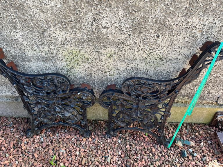 Victorian Coalbrookdale "Nasturtium" pattern cast iron garden seat end approx  h34”x w26” 