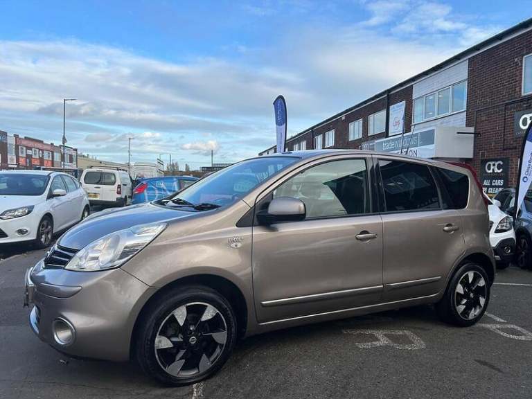 2012 Nissan Note 1.6 16V n-tec+ Hatchback 5dr Petrol Manual Euro 5 (110 ps) Hatchback Petrol Manual