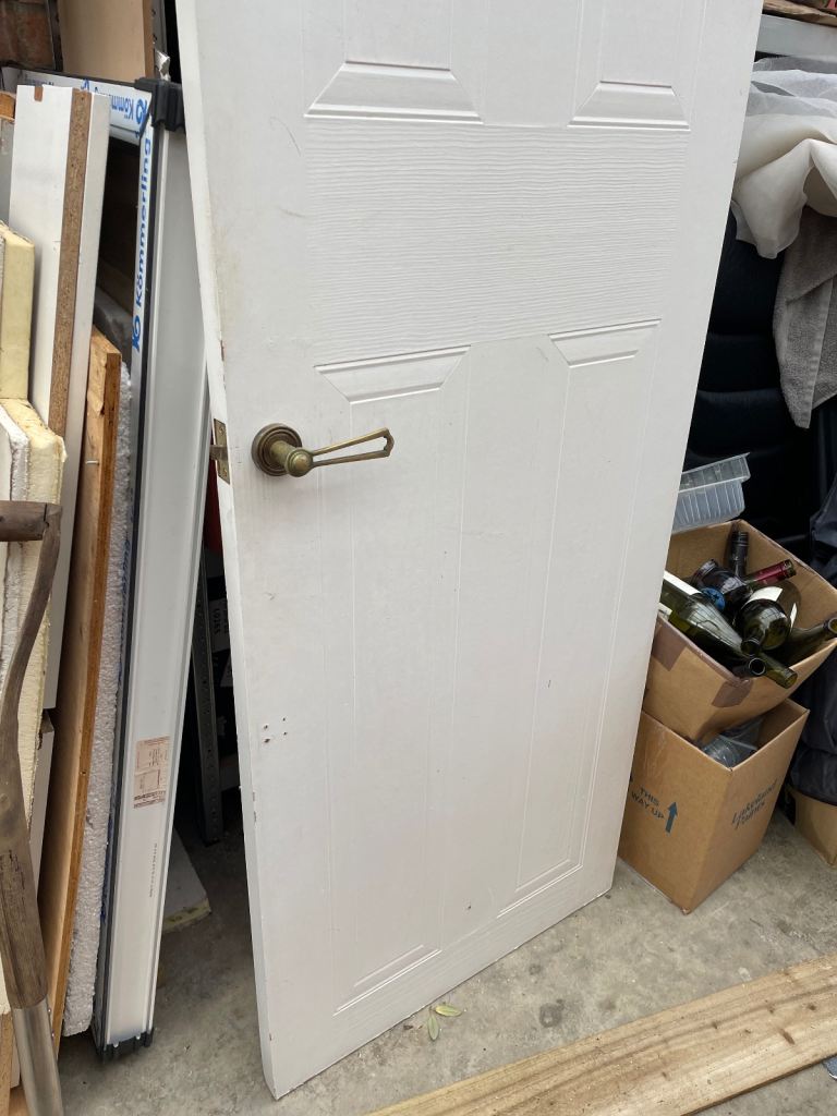 White internal door 68x98x3.2cm