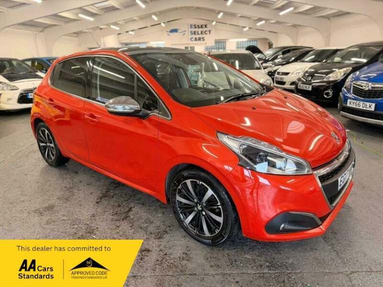 2017 Peugeot 208 1.2 PureTech Allure Premium 5dr HATCHBACK PETROL Manual