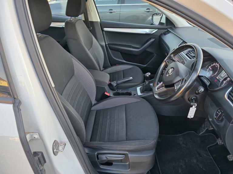 2019 Skoda Octavia 1.6 TDI SE Estate 5dr Diesel Manual Euro 6 (s/s) (115 ps)