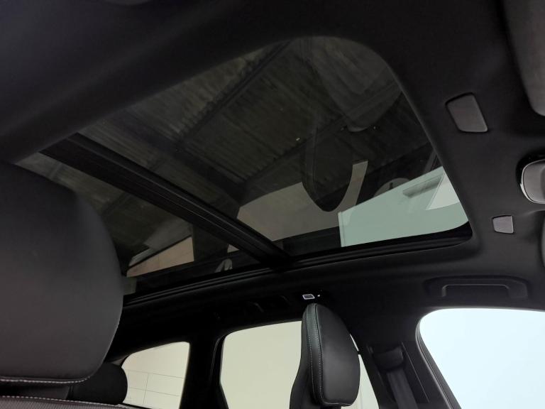 2021 Volvo XC60 R-Design Pro T8 AWD (390 hp) Auto ESTATE Petrol/Electric Hybrid Automatic