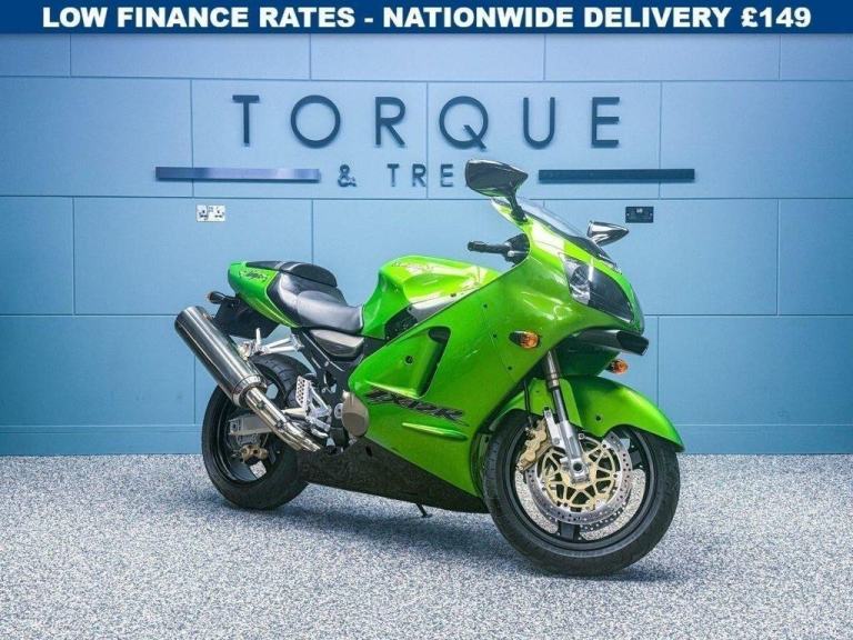 2000 W KAWASAKI ZX-12R NINJA 1199CC - 4820 MILES - ONE OWNER - COLLECTOR BIKE