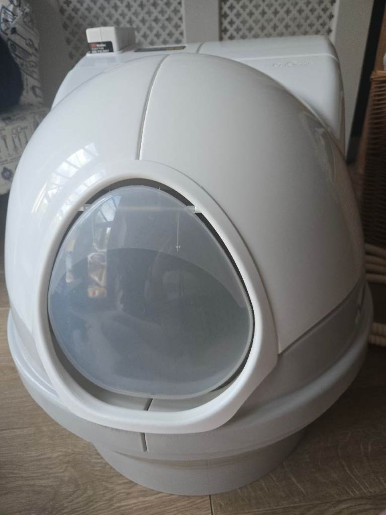 Cat genie toilet system self cleaning litter tray