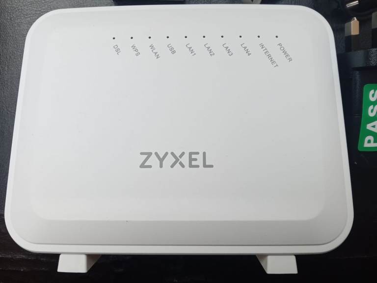 Zyxel Router/Modem - Good Condition