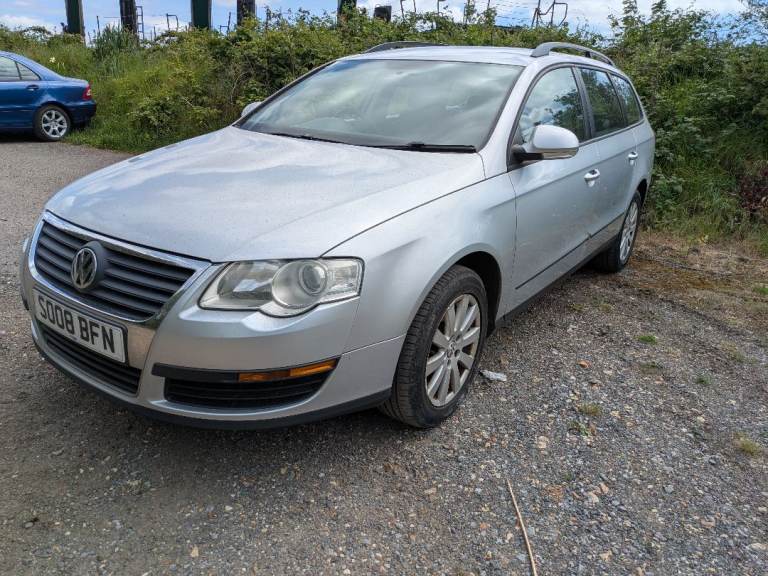 Volkswagen PASSAT 1.9 TDI Estate Manual 5 doors LONG MOT