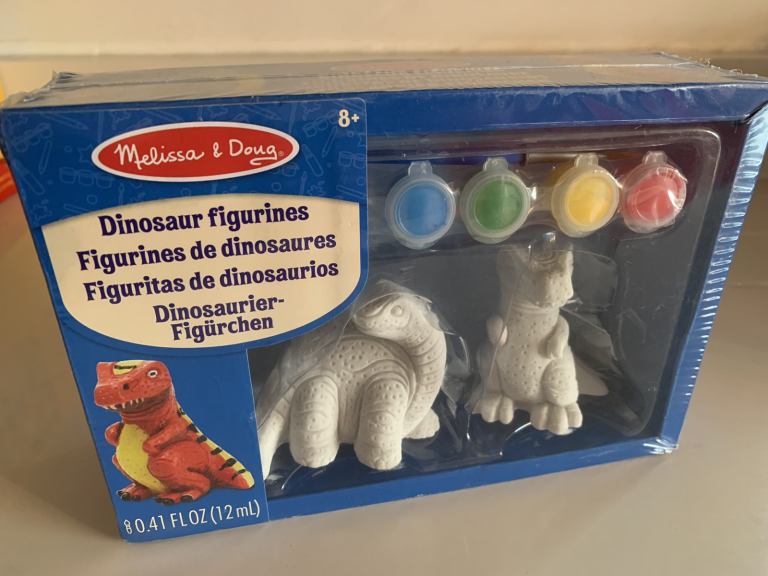 New Melissa & Doug Dinosaur Figurines Arts & Craft Kit - paint 🦖 