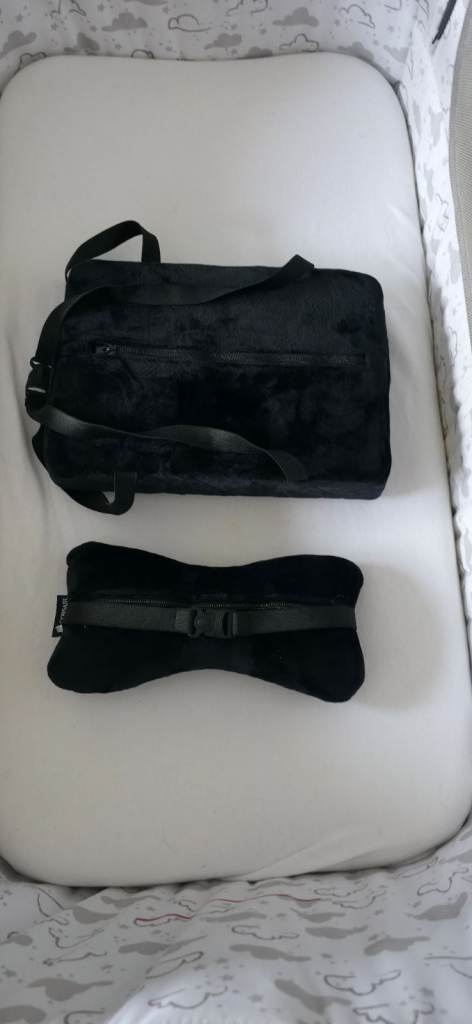 Cosair gaming chair cushion 