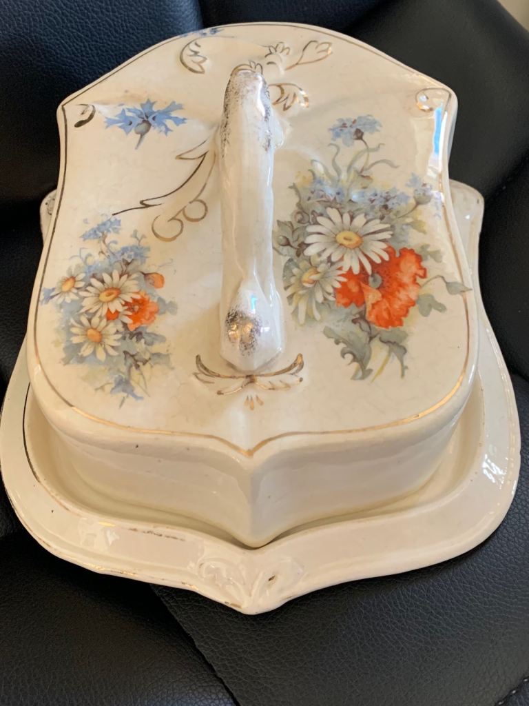 Vintage Floral Ceramic Butter Dish with Handle – Good Condition