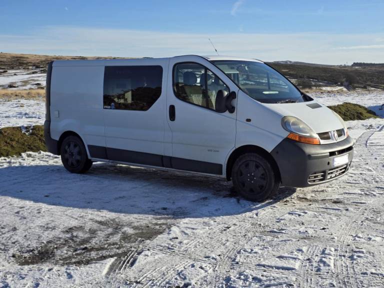 Renault trafic campervan 