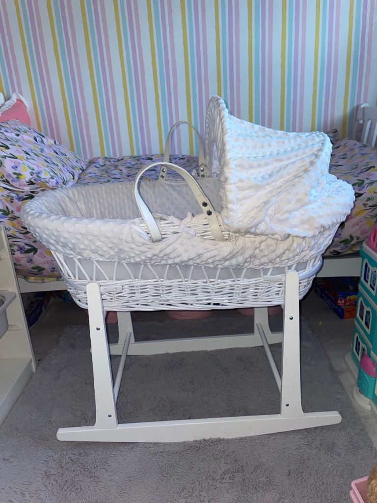 White Moses basket with stand and spare sheets 