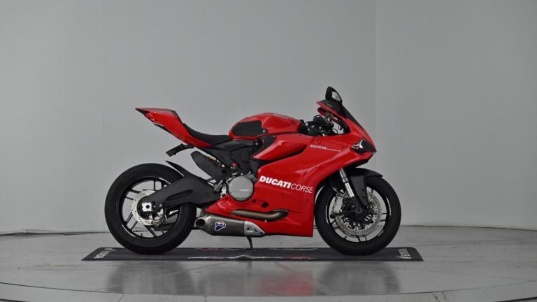 2015 Ducati 899 899 Panigale ABS White (14MY) Super Sports PETROL Manual
