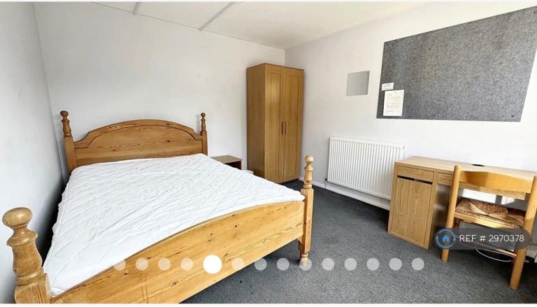 6 bedroom house in Sparkford Close, Winchester, SO22 (6 bed) (#2970378)