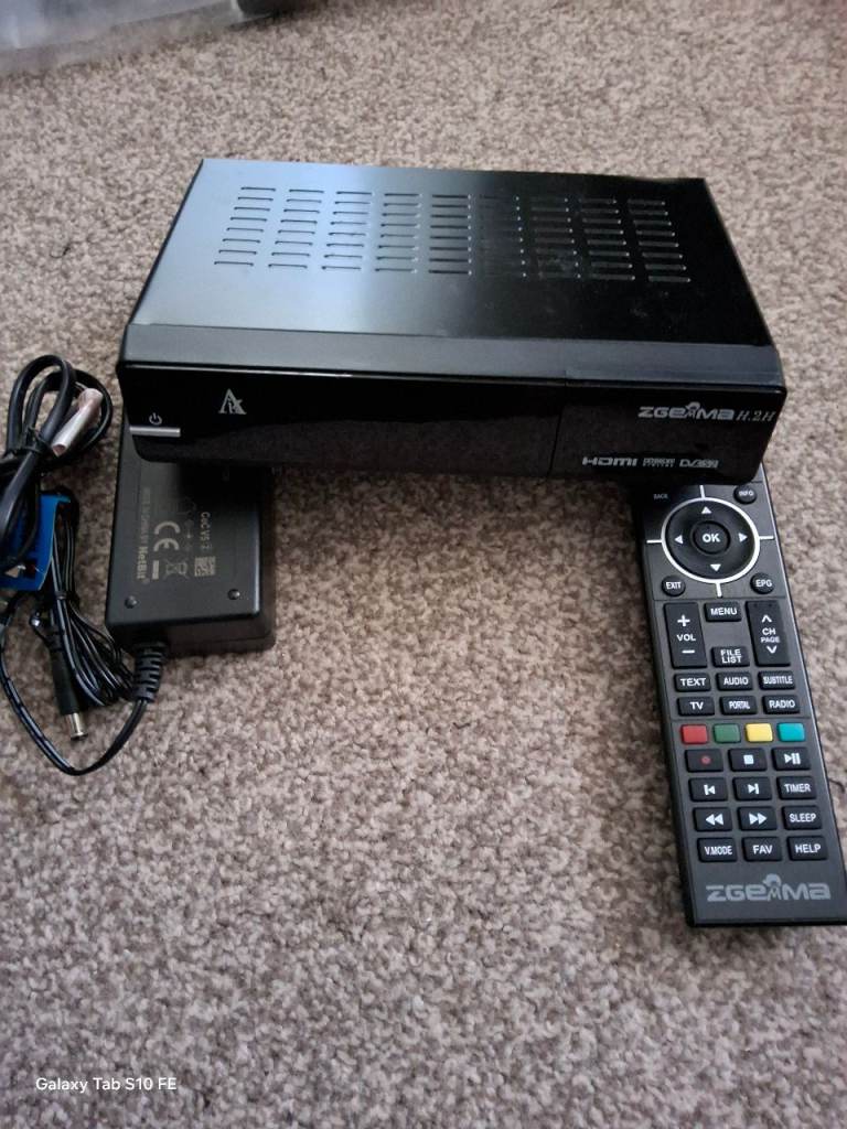 ZGEAMA DIGITAL TV RECIEVER 