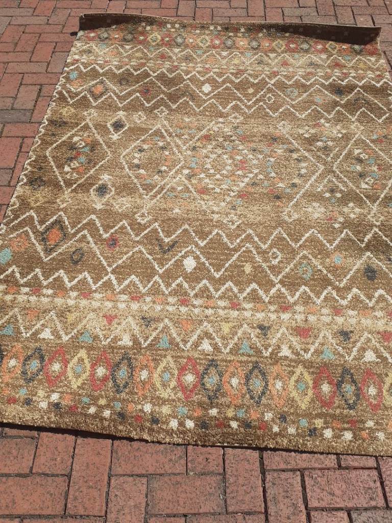 Brown Multicoloured Patterned Rug – Good Condition