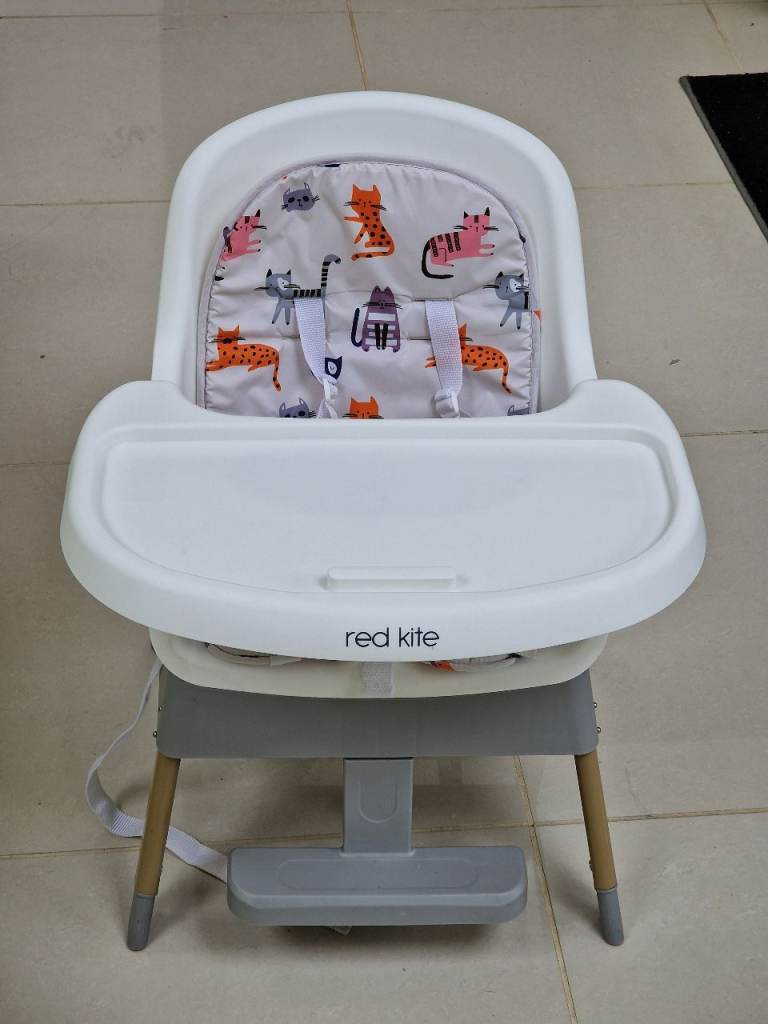 Red Kite Baby High Chair – Good Condition, Animal Print