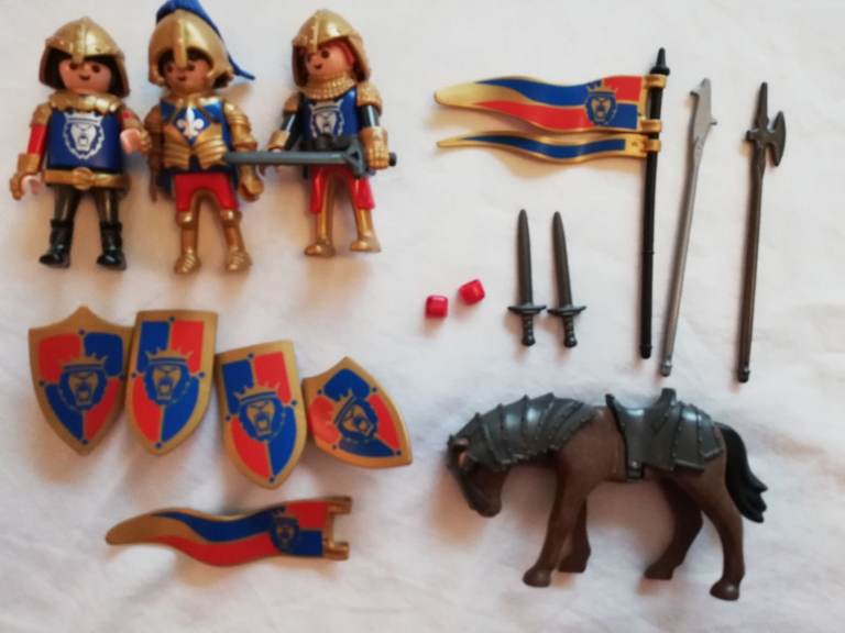 Playmobil Castle & 2 knight sets 