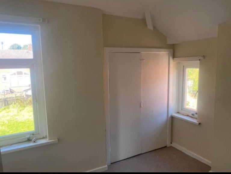 3 bedroom 1 bathroom BD6