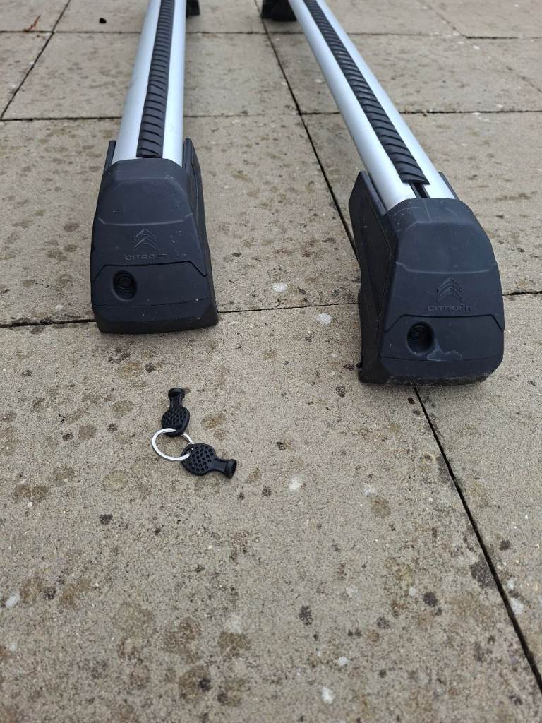 Roof bars