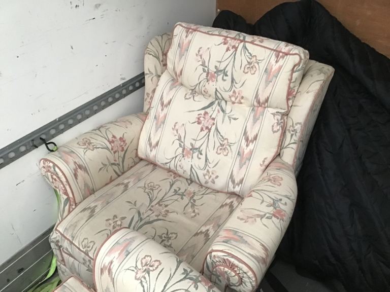 Sofa and two chairs 