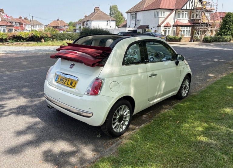 2013 FIAT 500 1.2, £35 TAX PER YEAR, 10 MONTHS MOT, FULL SERVICE HISTORY 