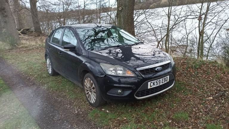 Ford focus 1.6 titanium - spares repair