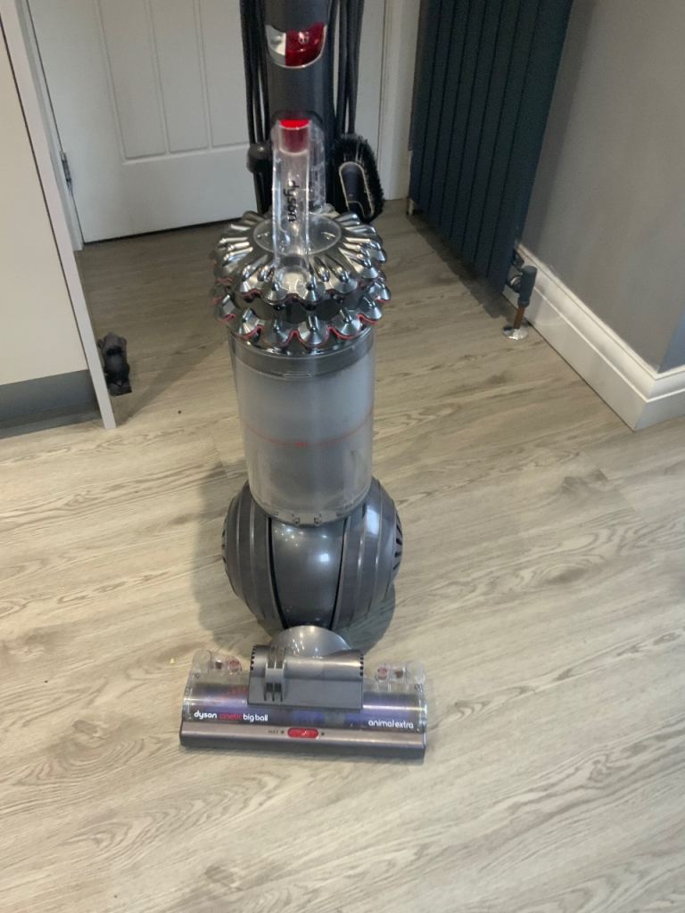 Dyson Big Ball Vacuum Cleaner DC75 – excellent  Condition