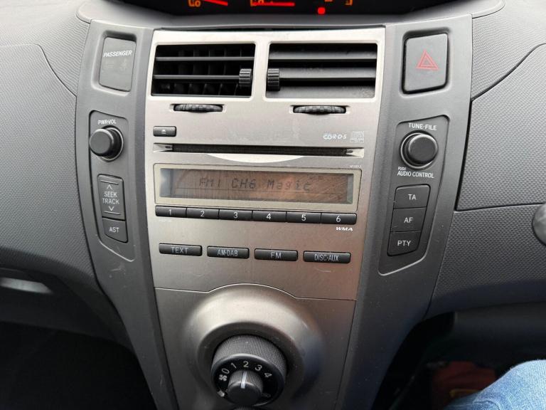 2010 Toyota Yaris 1.33 VVT-i TR 5dr [6] HATCHBACK PETROL Manual