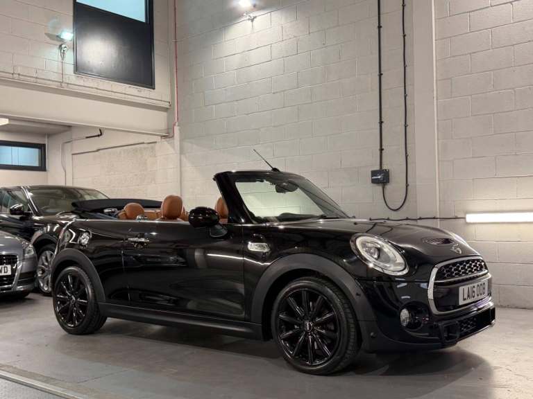 MINI Convertible 2.0 Cooper S Auto Euro 6 (s/s) 2dr Petrol Automatic